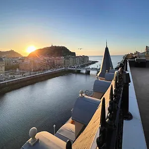 https://cabernet-sauvignon-apartment.sansebastianhotels.net